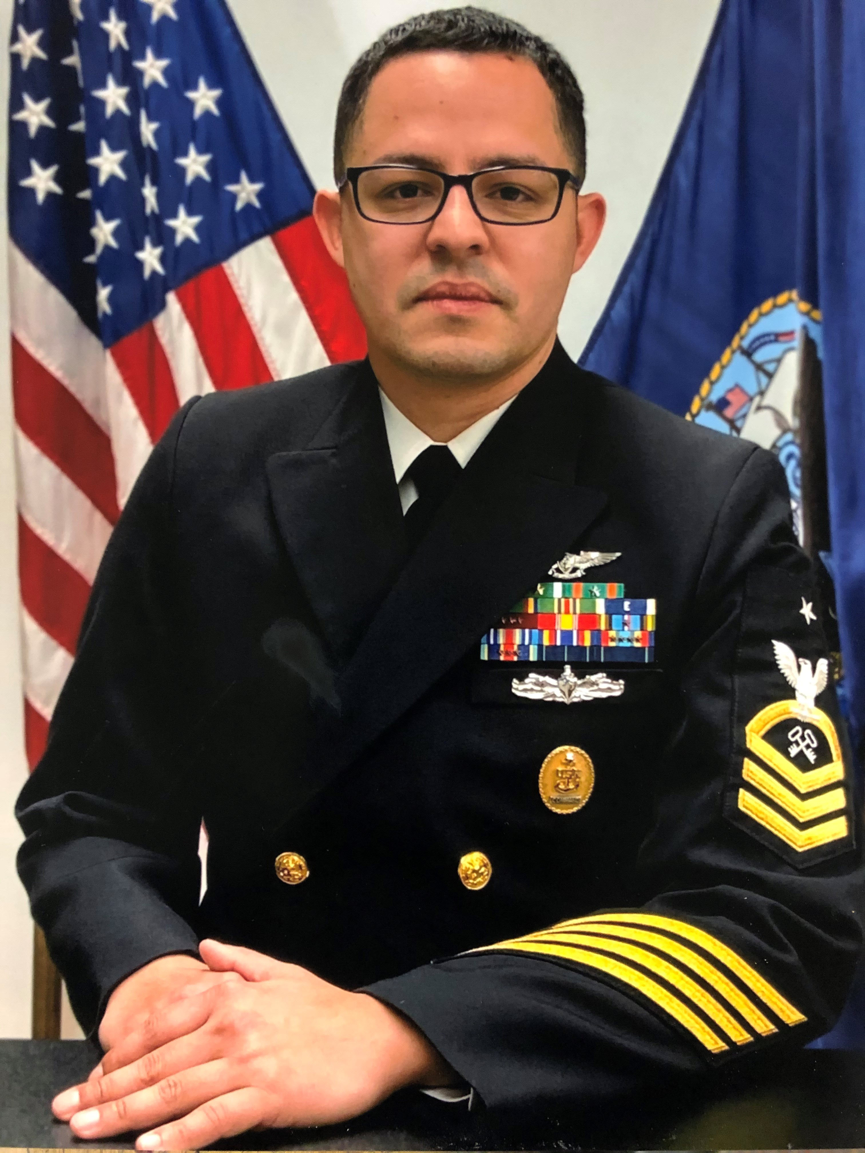 LSCS(SW/AW) John Laureda LSCS(SW/AW) John Laureda